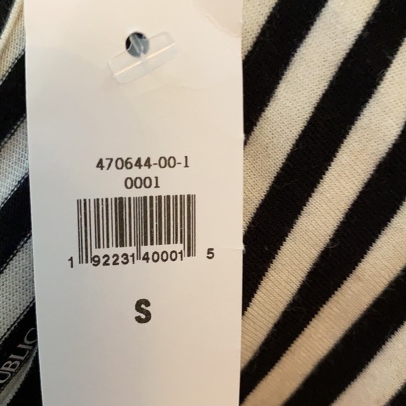 Banana Republic striped designer tee - Picture 6 of 6